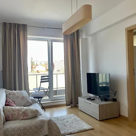 Yamaluxe - Between The Lakes - Close To Iulius Mall Apartment Cluj-Napoca
